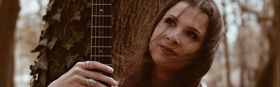 Header image for Julija Fajhtinger