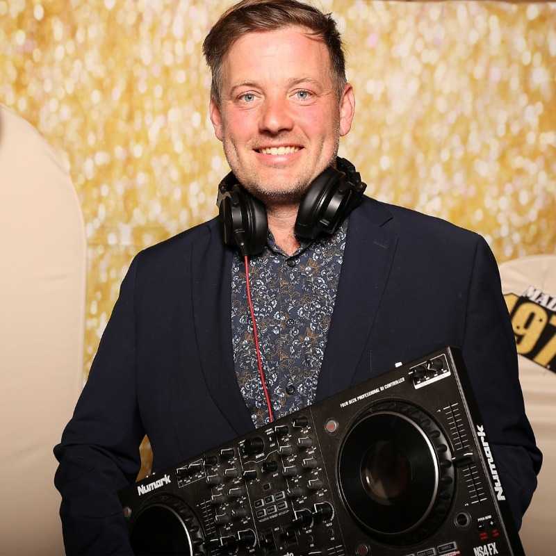 Dj Metod