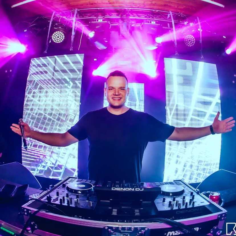 Berny White DJ